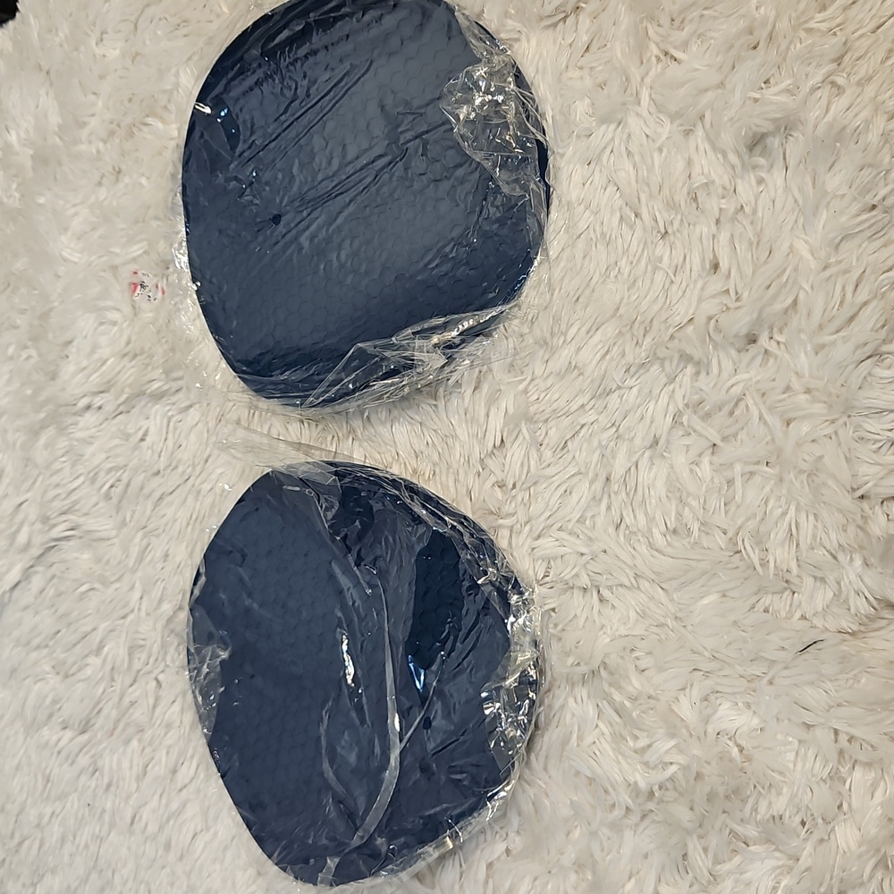 Navy Blue Trivets Wash and‎ Dry New